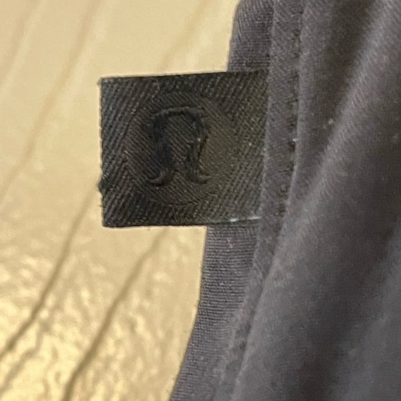 Lululemon pants - Picture 4 of 5